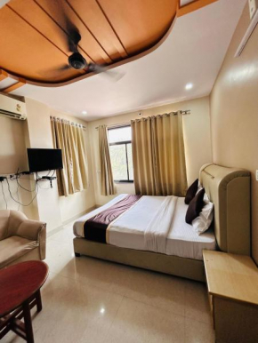 Hotel White House
